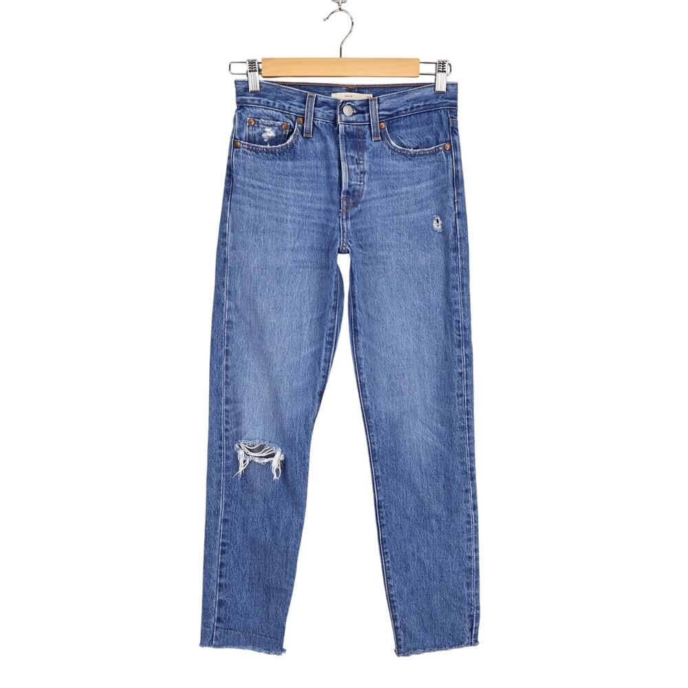 Levi's Women's Wedgie Icon Ankle Fit Button Fly Raw Hem Jean Size 24